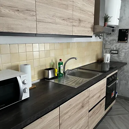 Apartment In Pigneto - Near Rome City Centre *